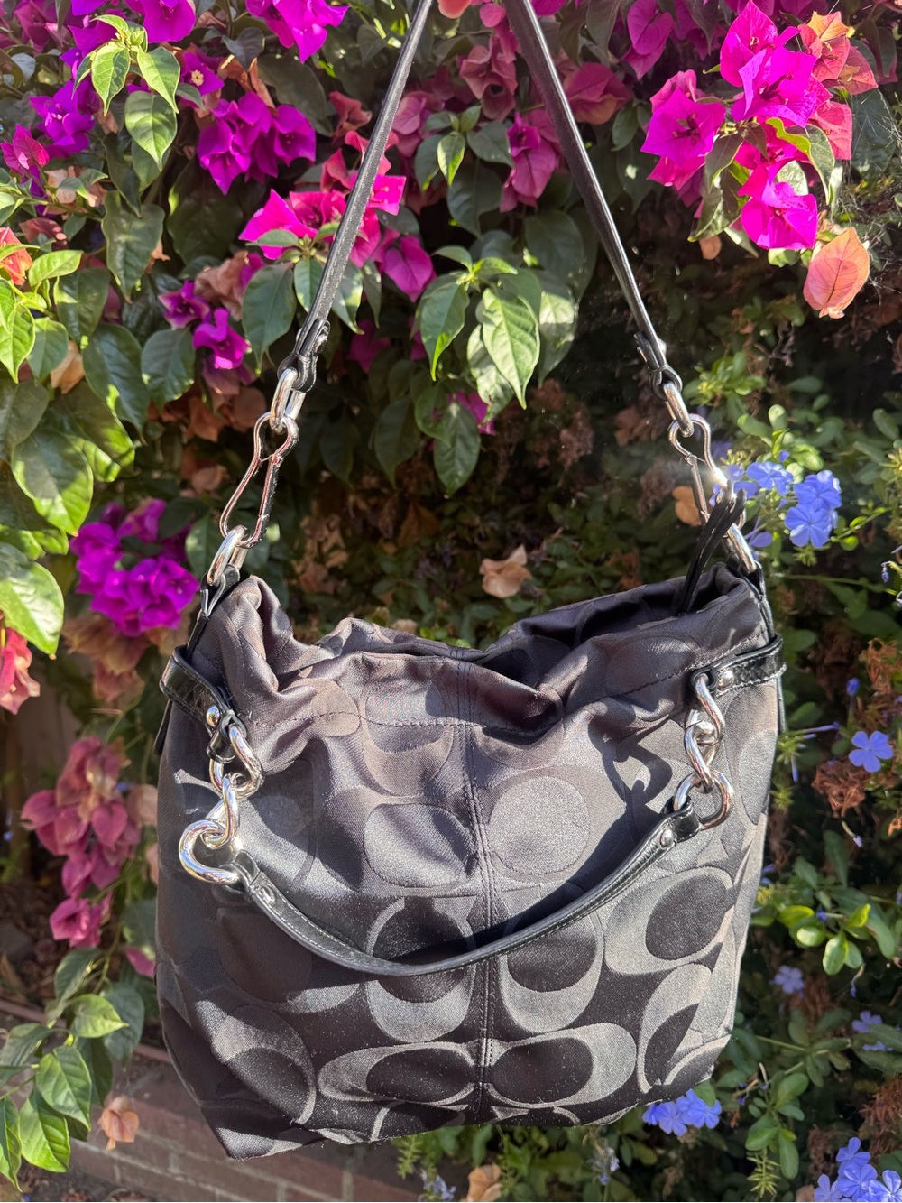 Coach Brooke Signature Black Sateen/Op
Art Hobo Bag